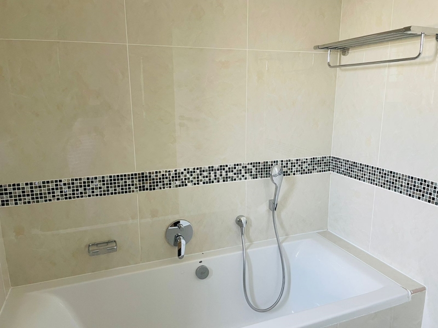 2 Bedroom Property for Sale in Noordhang Gauteng