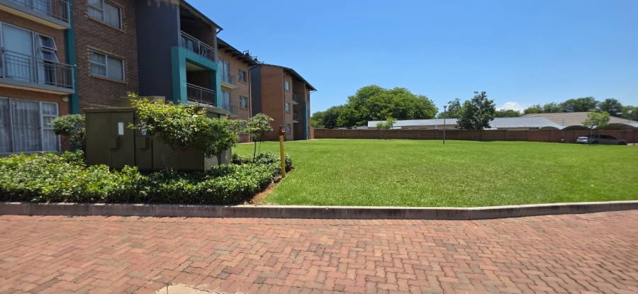 2 Bedroom Property for Sale in Montana Gauteng
