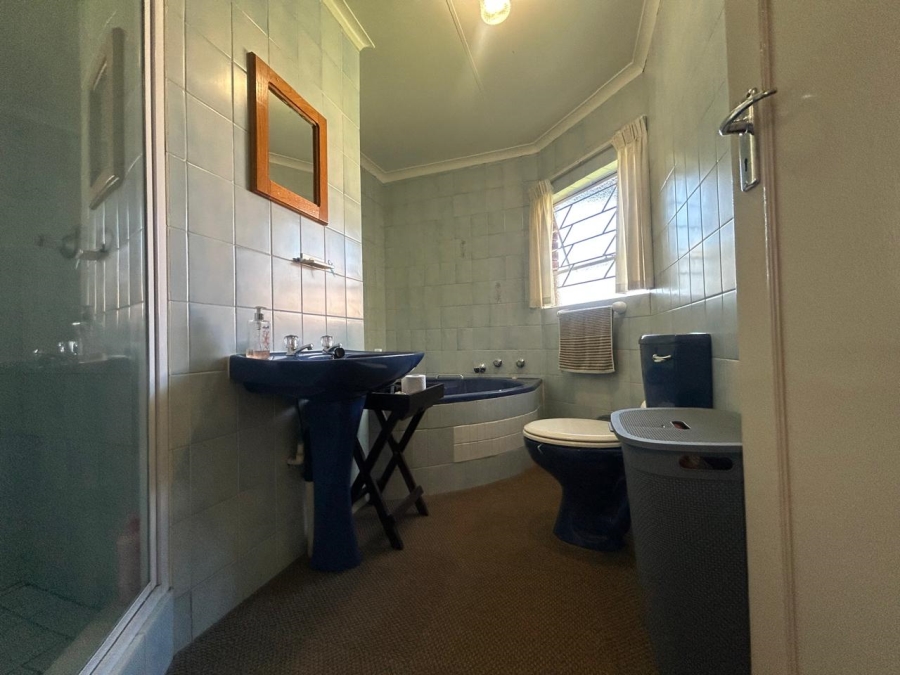 6 Bedroom Property for Sale in Rant En Dal Gauteng