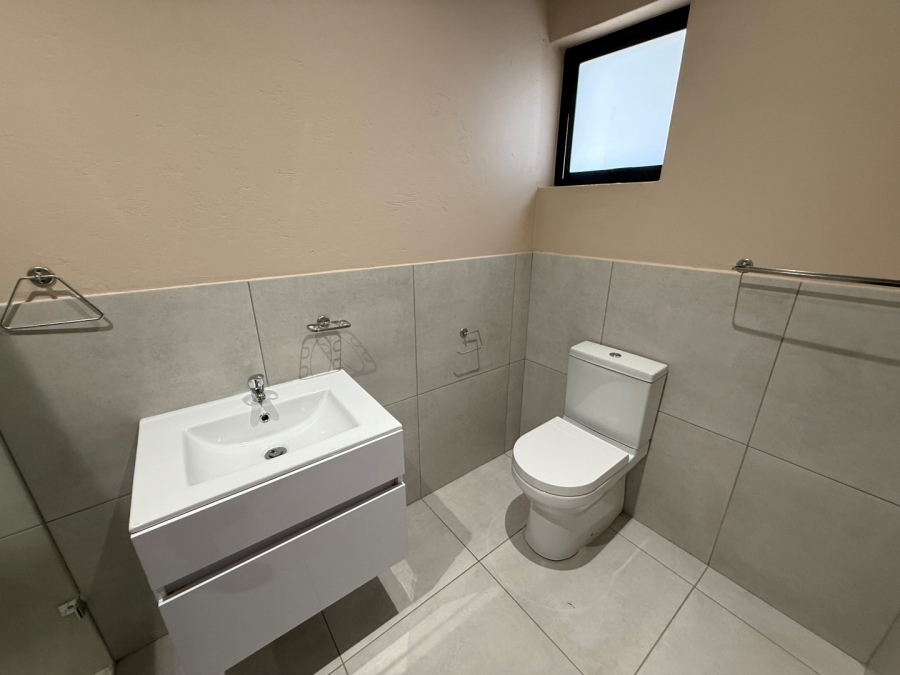 2 Bedroom Property for Sale in Bryanston Gauteng