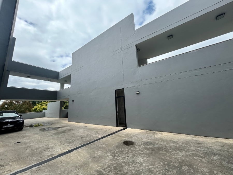 To Let 2 Bedroom Property for Rent in Houghton Estate Gauteng