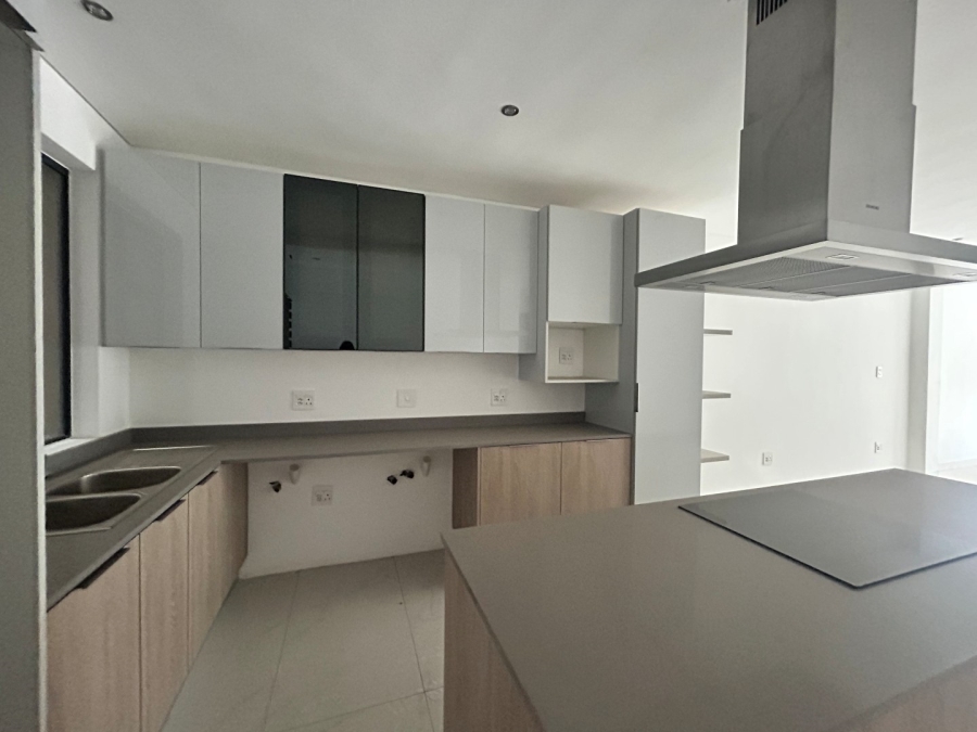 To Let 2 Bedroom Property for Rent in Houghton Estate Gauteng