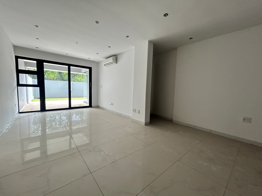 To Let 2 Bedroom Property for Rent in Houghton Estate Gauteng