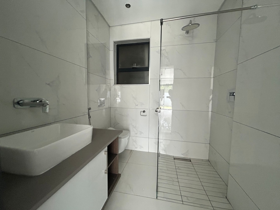 To Let 2 Bedroom Property for Rent in Houghton Estate Gauteng