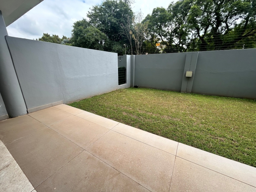 To Let 2 Bedroom Property for Rent in Houghton Estate Gauteng