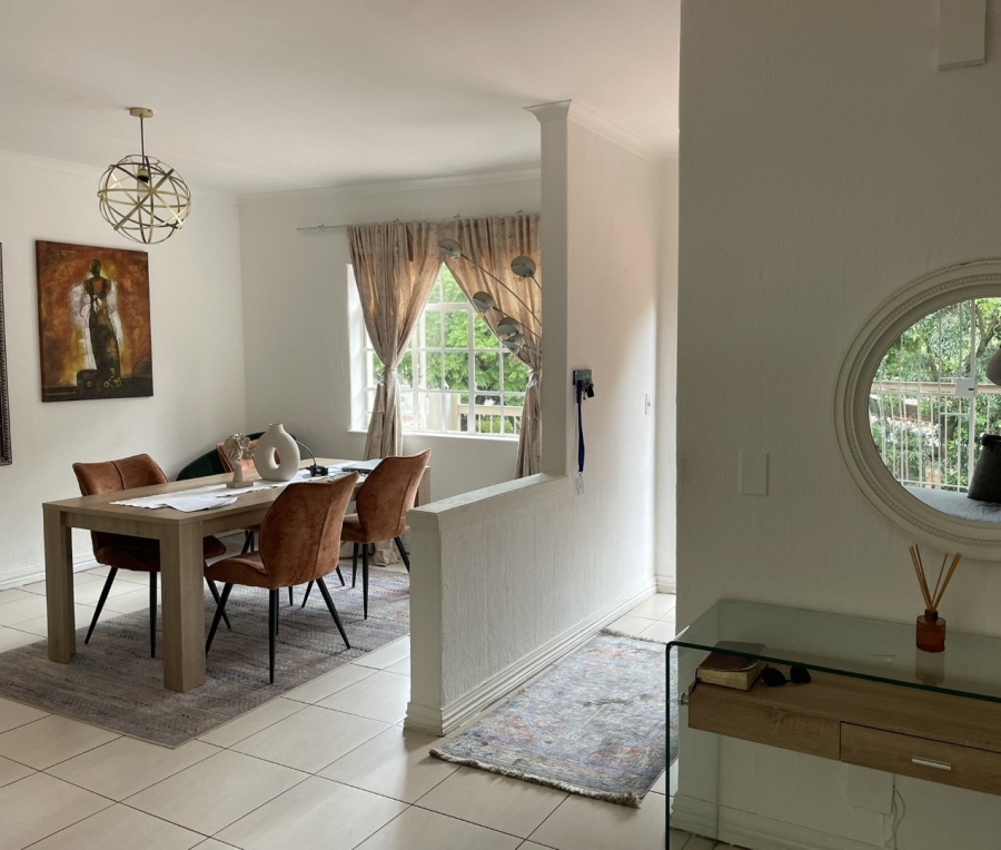 2 Bedroom Property for Sale in Bryanston Gauteng