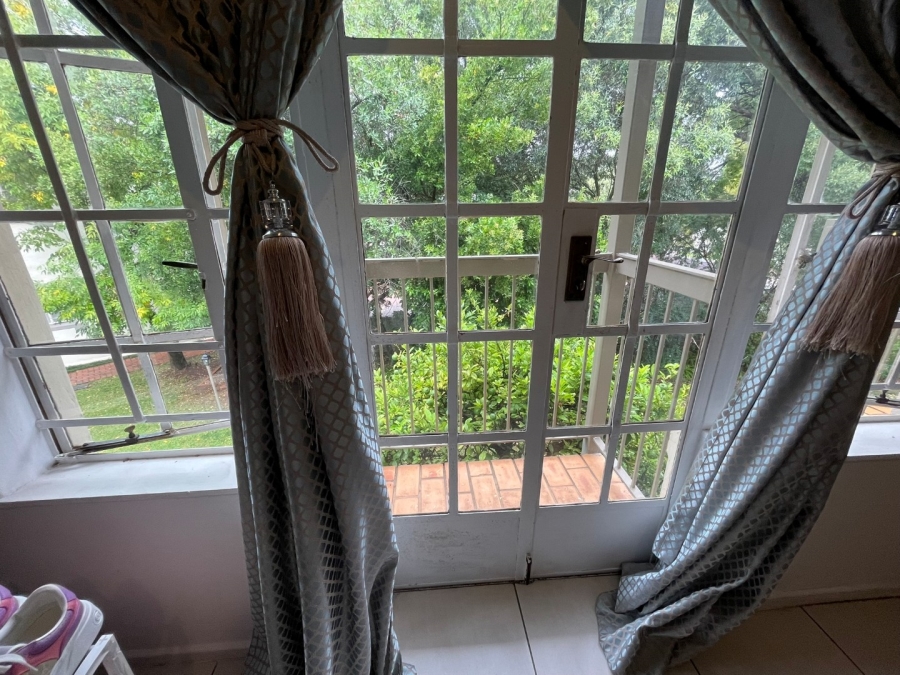 2 Bedroom Property for Sale in Bryanston Gauteng