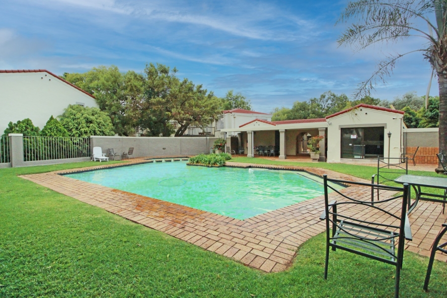2 Bedroom Property for Sale in Bryanston Gauteng