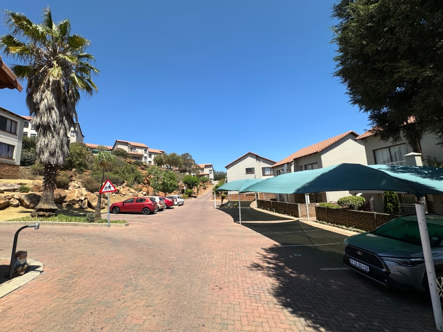 2 Bedroom Property for Sale in Winchester Hills Gauteng