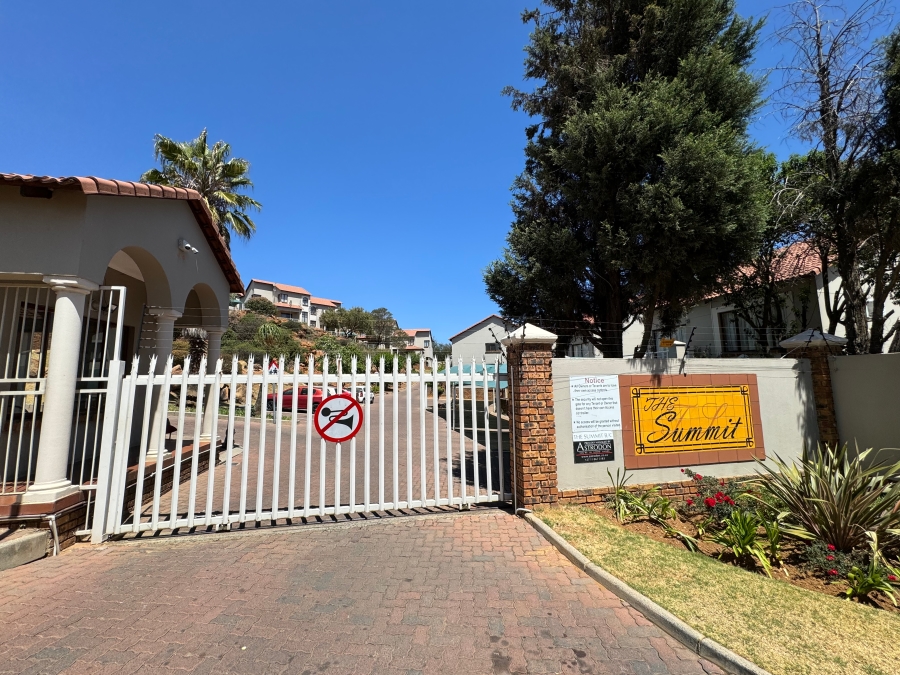2 Bedroom Property for Sale in Winchester Hills Gauteng