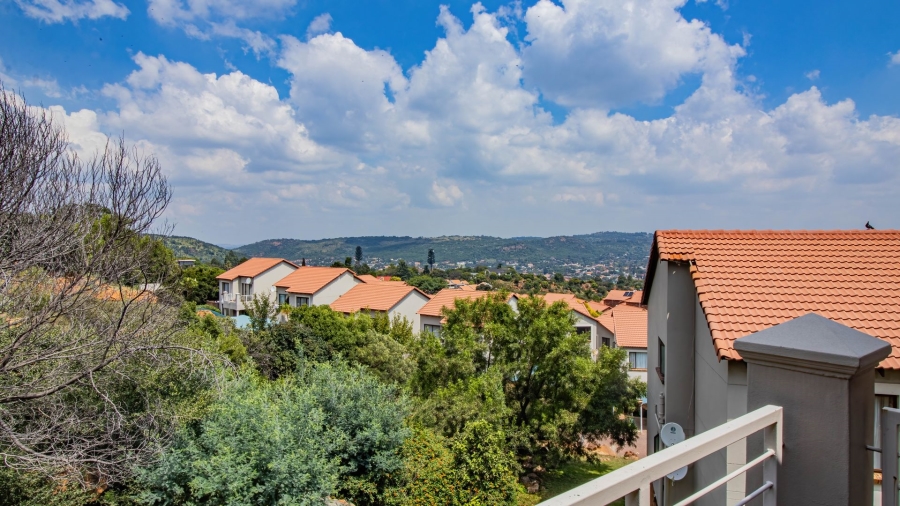 2 Bedroom Property for Sale in Winchester Hills Gauteng