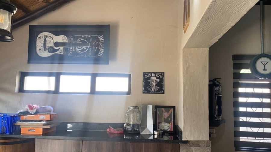 4 Bedroom Property for Sale in Helderkruin Gauteng