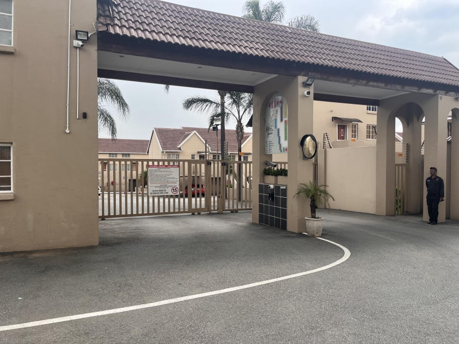 2 Bedroom Property for Sale in Eden Glen Gauteng