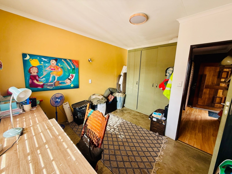 3 Bedroom Property for Sale in Florauna Gauteng