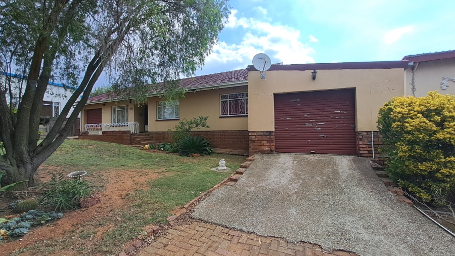 3 Bedroom Property for Sale in Visagie Park Gauteng
