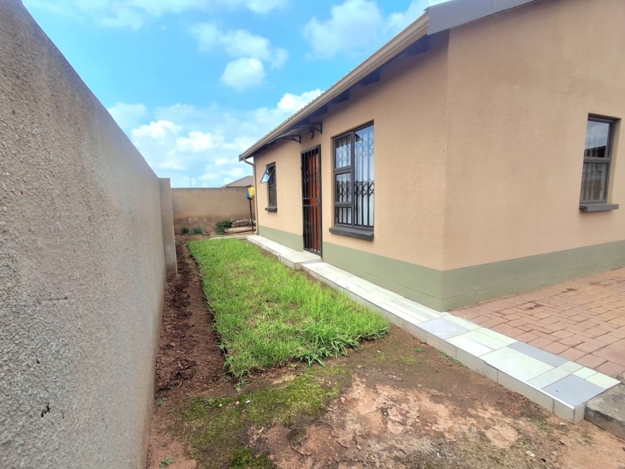 2 Bedroom Property for Sale in Windmill Park Gauteng