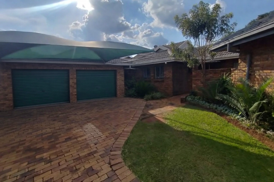 3 Bedroom Property for Sale in Theresa Park Gauteng