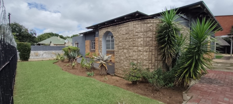 4 Bedroom Property for Sale in Randfontein Central Gauteng