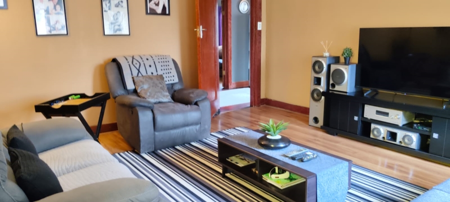 4 Bedroom Property for Sale in Randfontein Central Gauteng