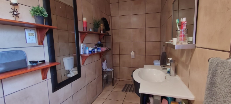 4 Bedroom Property for Sale in Randfontein Central Gauteng