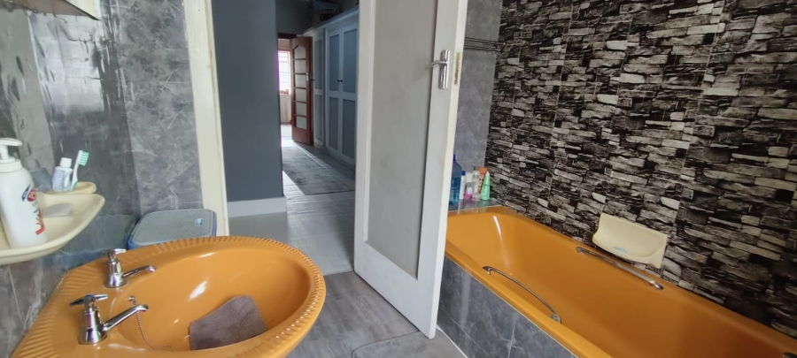 4 Bedroom Property for Sale in Randfontein Central Gauteng