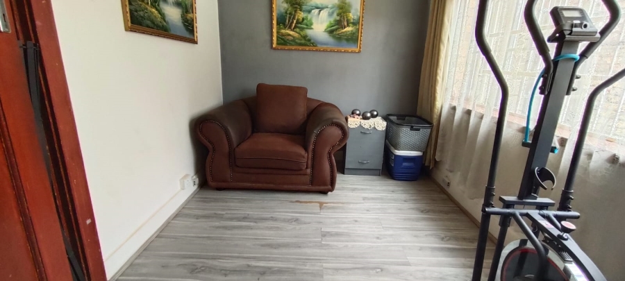 4 Bedroom Property for Sale in Randfontein Central Gauteng