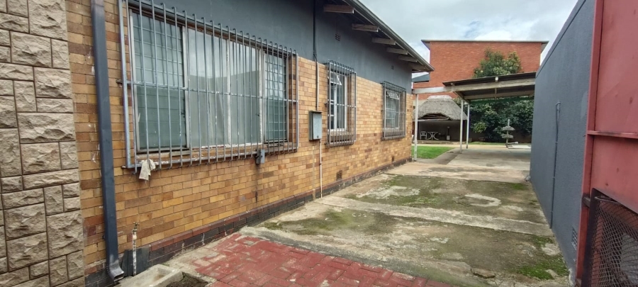 4 Bedroom Property for Sale in Randfontein Central Gauteng