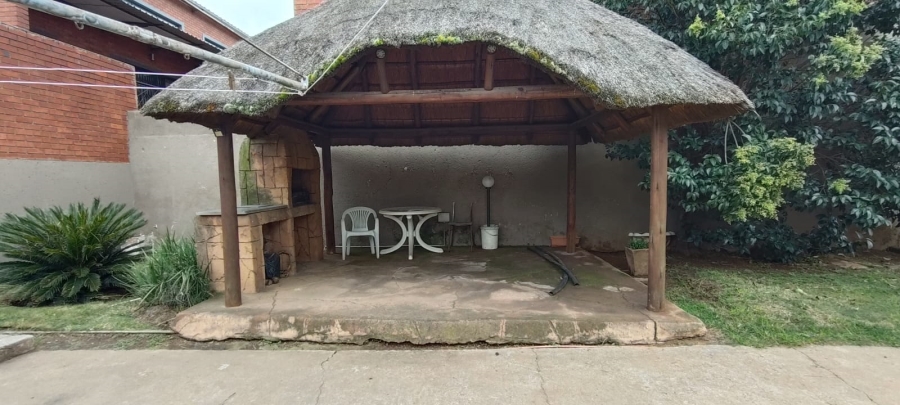 4 Bedroom Property for Sale in Randfontein Central Gauteng