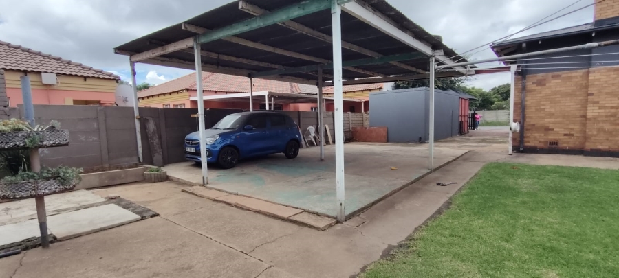 4 Bedroom Property for Sale in Randfontein Central Gauteng