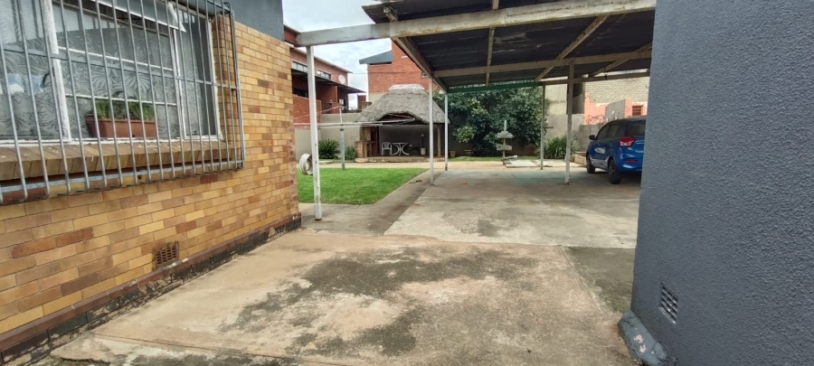 4 Bedroom Property for Sale in Randfontein Central Gauteng