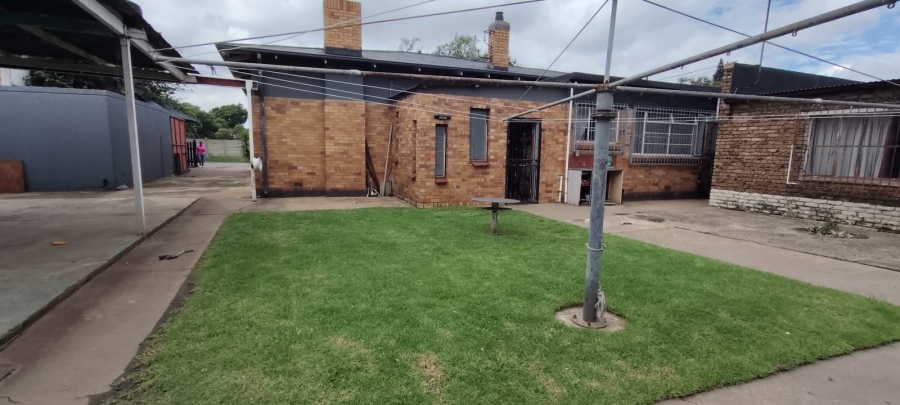 4 Bedroom Property for Sale in Randfontein Central Gauteng