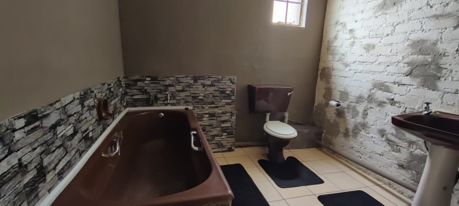 4 Bedroom Property for Sale in Randfontein Central Gauteng
