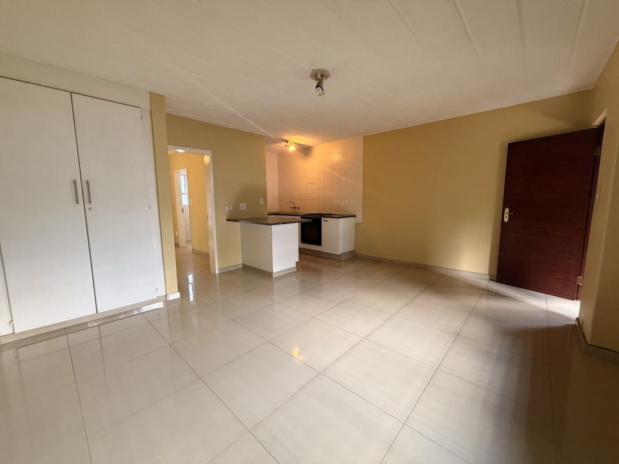 To Let 1 Bedroom Property for Rent in Parkwood Gauteng