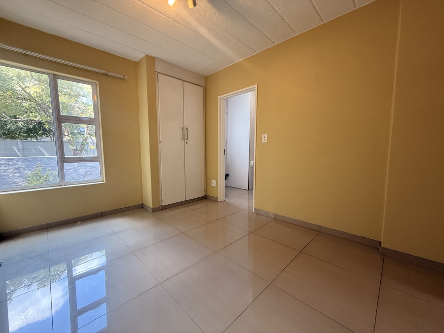 To Let 1 Bedroom Property for Rent in Parkwood Gauteng