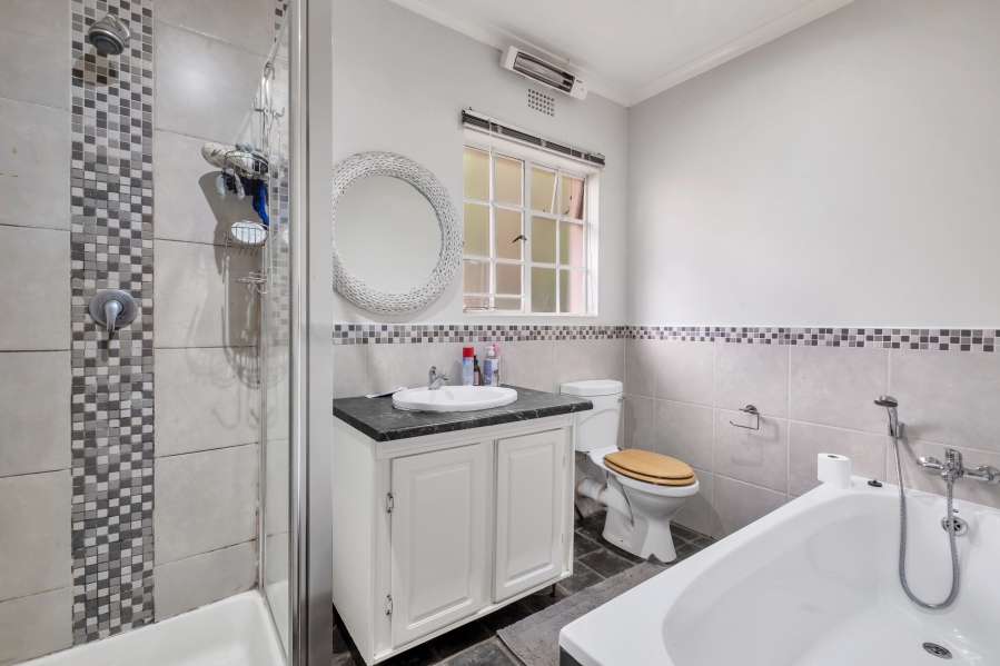 10 Bedroom Property for Sale in Auckland Park Gauteng