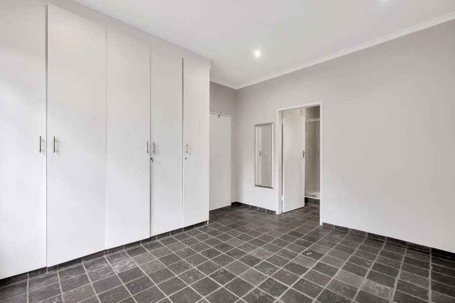 10 Bedroom Property for Sale in Auckland Park Gauteng