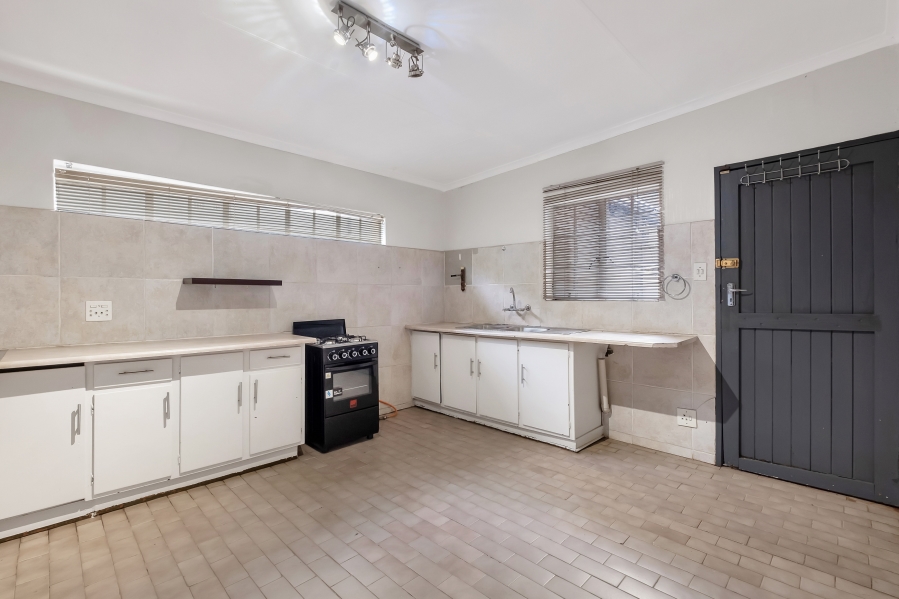 10 Bedroom Property for Sale in Auckland Park Gauteng