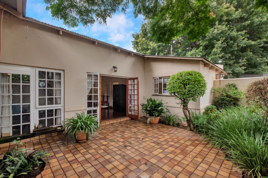 10 Bedroom Property for Sale in Auckland Park Gauteng