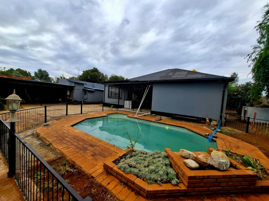 4 Bedroom Property for Sale in Brenthurst Gauteng