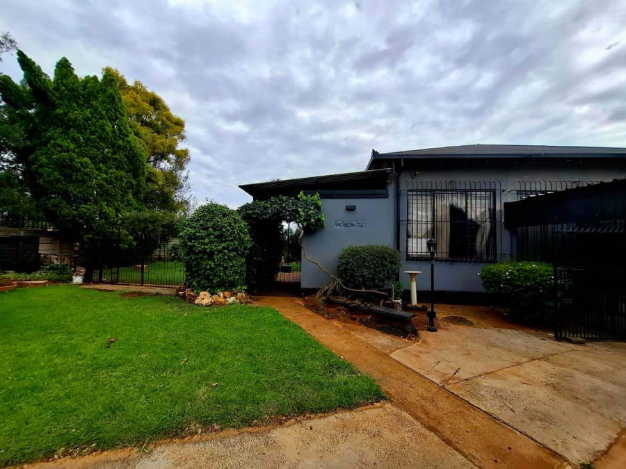 4 Bedroom Property for Sale in Brenthurst Gauteng