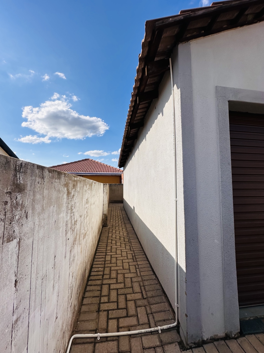 3 Bedroom Property for Sale in Vanderbijlpark CE 7 Gauteng