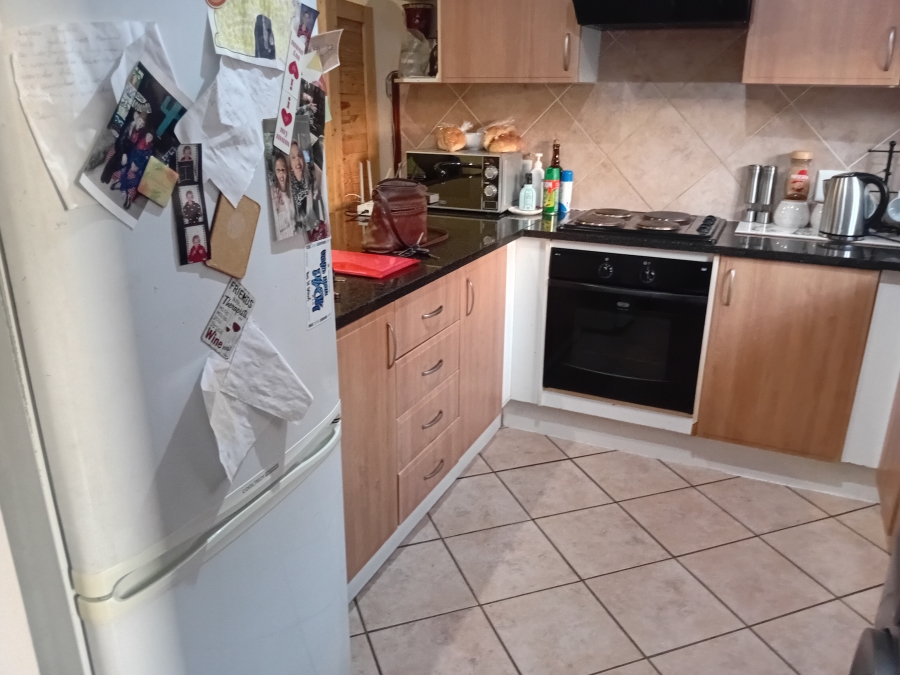 3 Bedroom Property for Sale in Boardwalk Gauteng