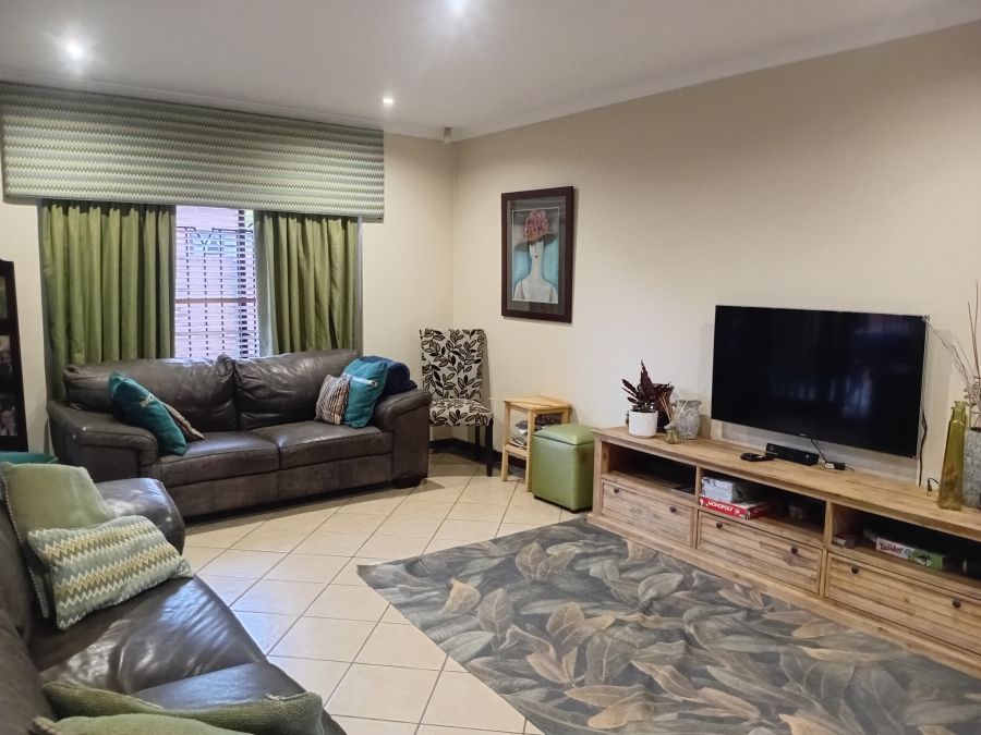 3 Bedroom Property for Sale in Boardwalk Gauteng