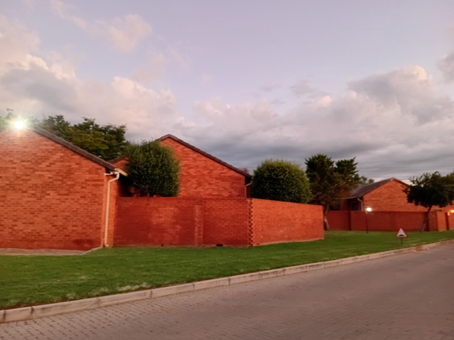 3 Bedroom Property for Sale in Boardwalk Gauteng