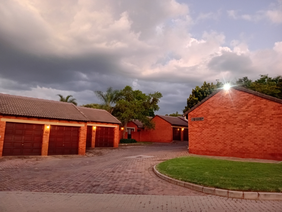 3 Bedroom Property for Sale in Boardwalk Gauteng