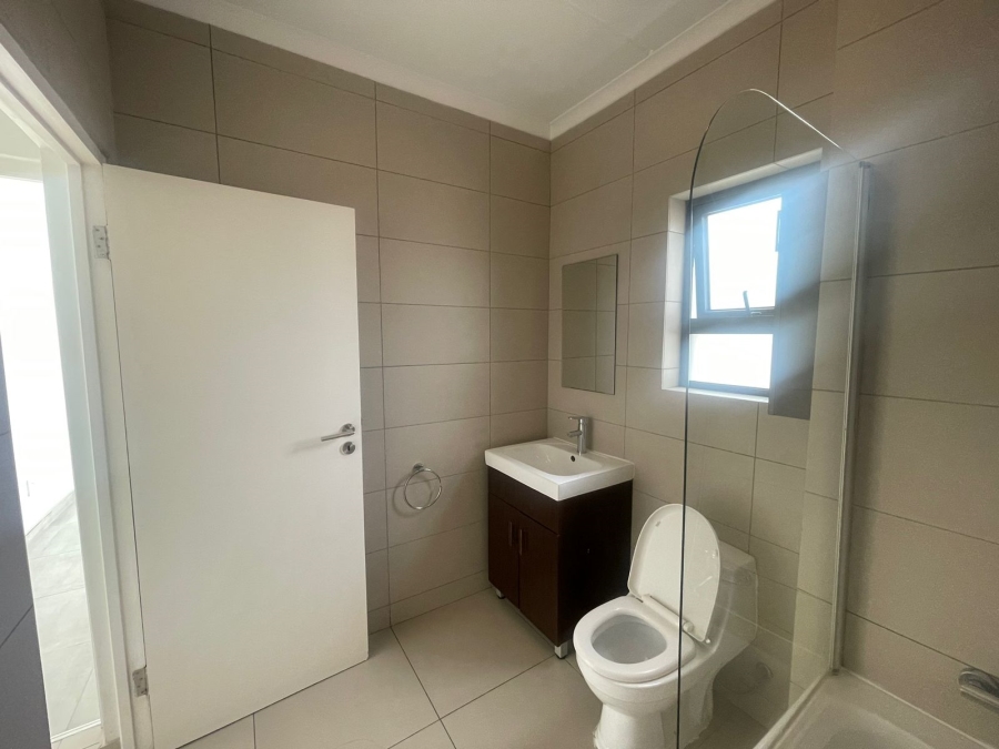 To Let 2 Bedroom Property for Rent in Dainfern Gauteng