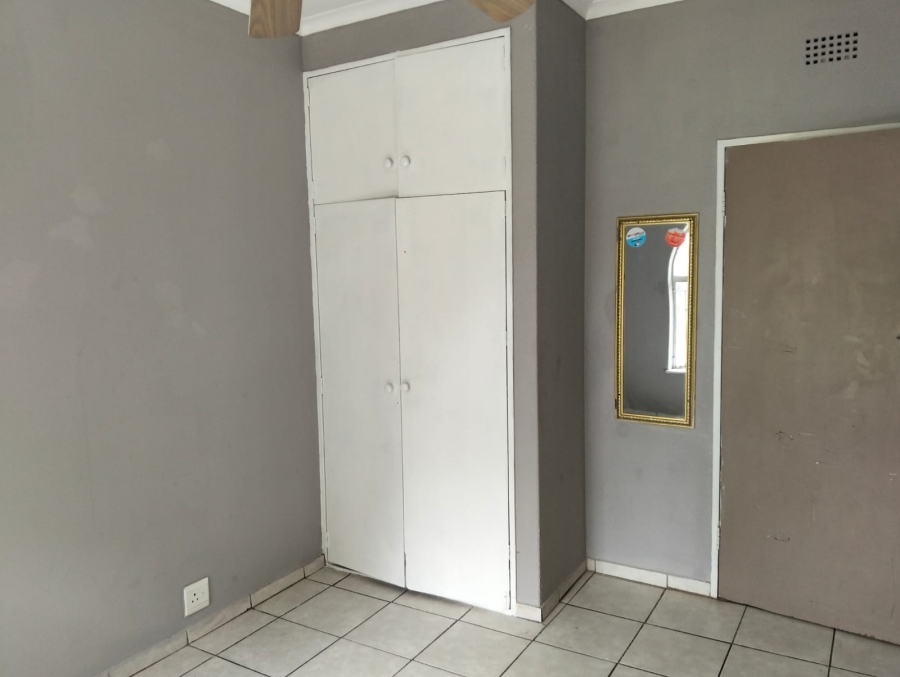 To Let 4 Bedroom Property for Rent in Glen Marais Gauteng