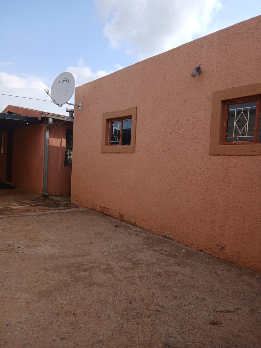 2 Bedroom Property for Sale in Daveyton Gauteng