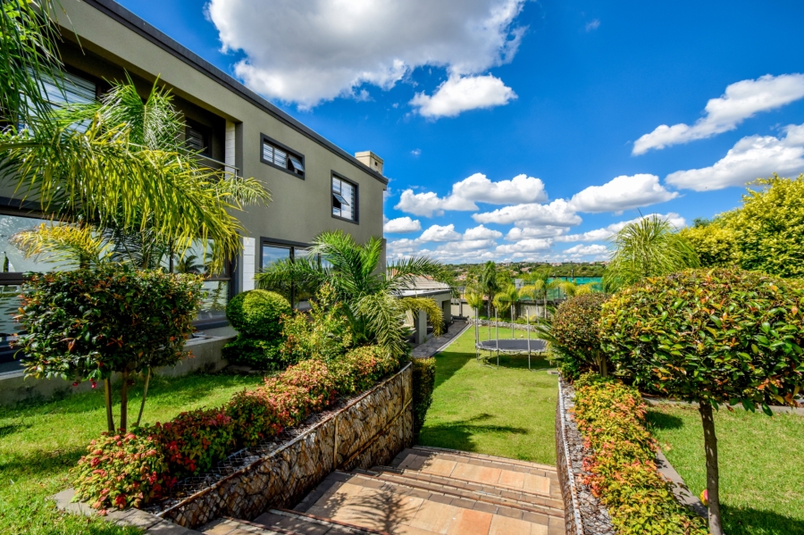 5 Bedroom Property for Sale in Blue Valley Golf Estate Gauteng