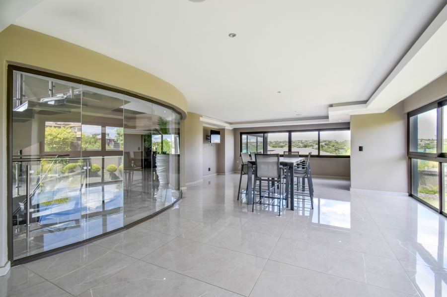 5 Bedroom Property for Sale in Blue Valley Golf Estate Gauteng